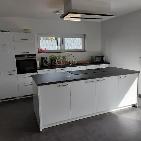Several Different Rooms, Newly Furnished, In A New House In Séjour chez l'habitant Vichten