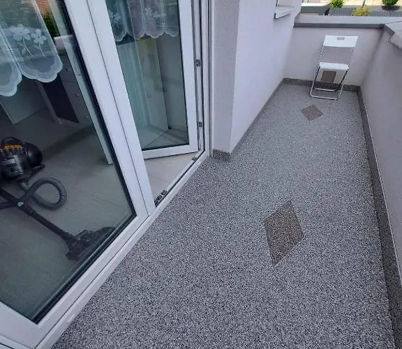 Several Different Rooms, Newly Furnished, In A New House In * Vichten